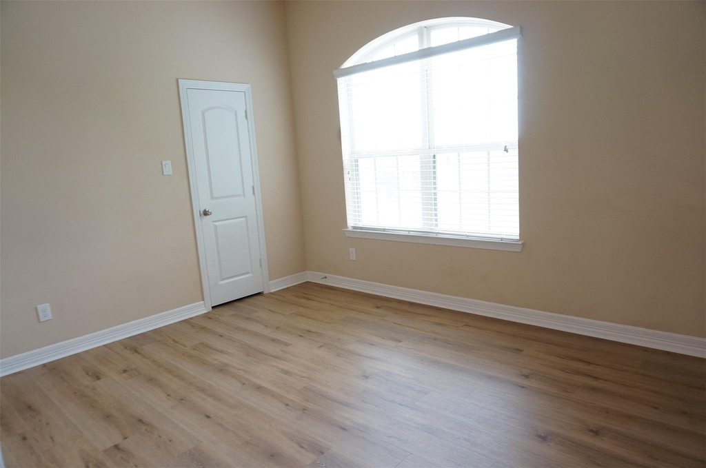 3319 S Hawkins Glen - Photo 20