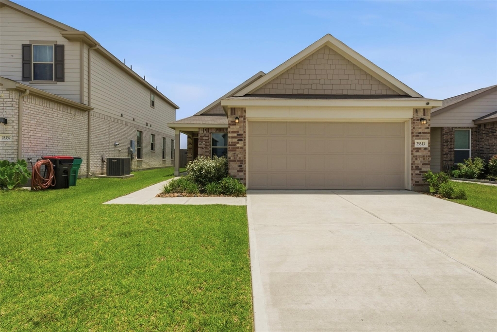 25343 Trinity Oakley Court - Photo 2