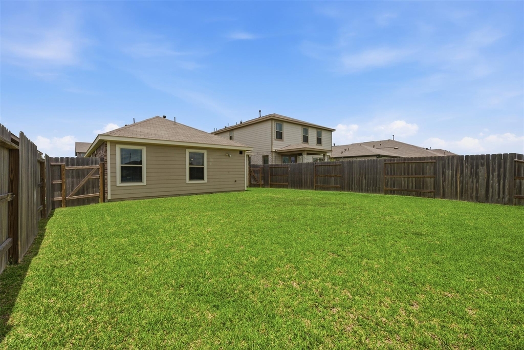 25343 Trinity Oakley Court - Photo 22