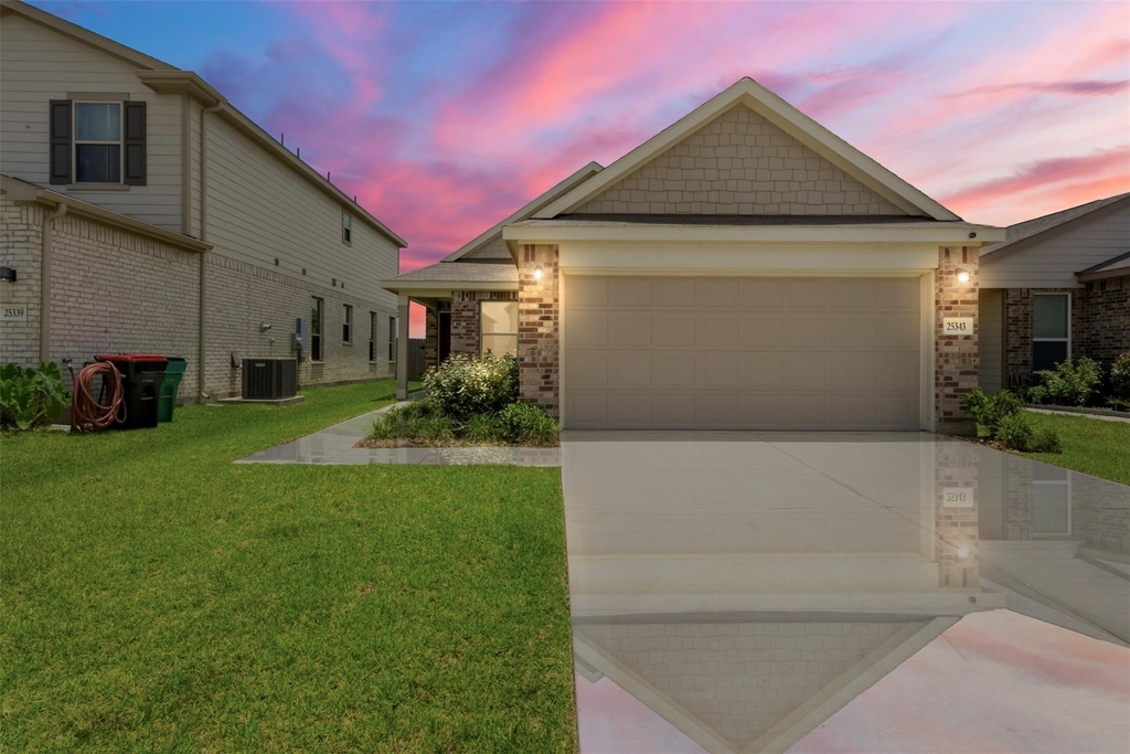 25343 Trinity Oakley Court - Photo 0