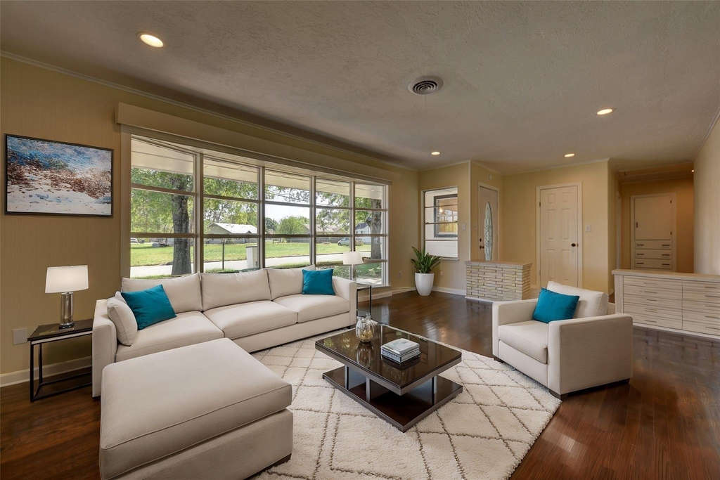 415 Silliman Street - Photo 8