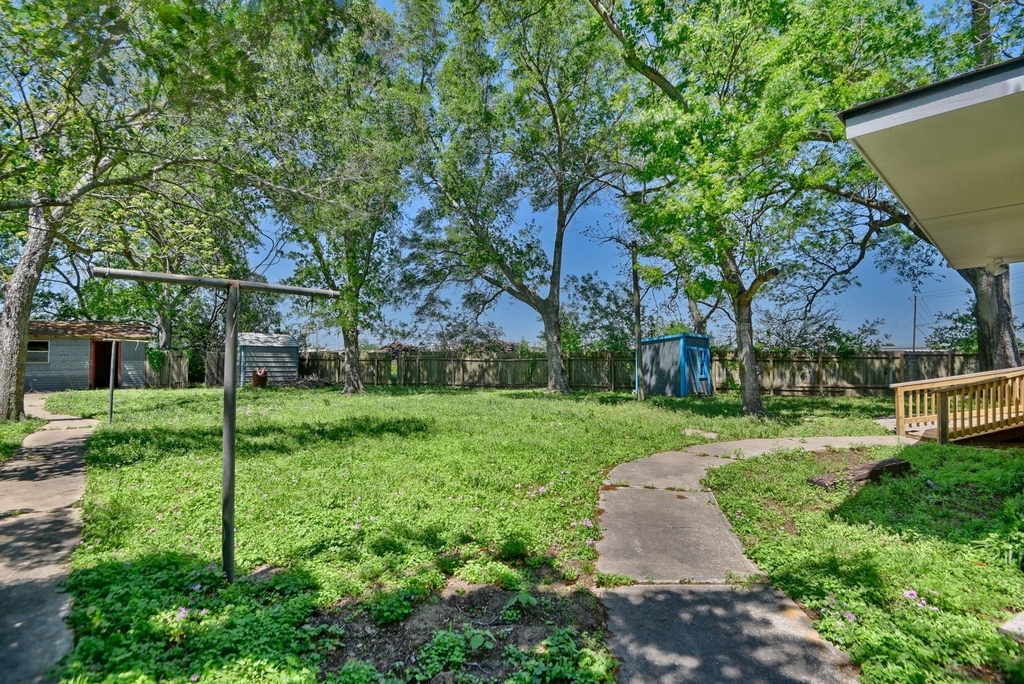 415 Silliman Street - Photo 37