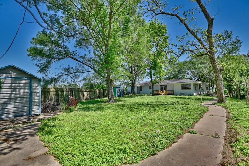 415 Silliman Street - Photo 39