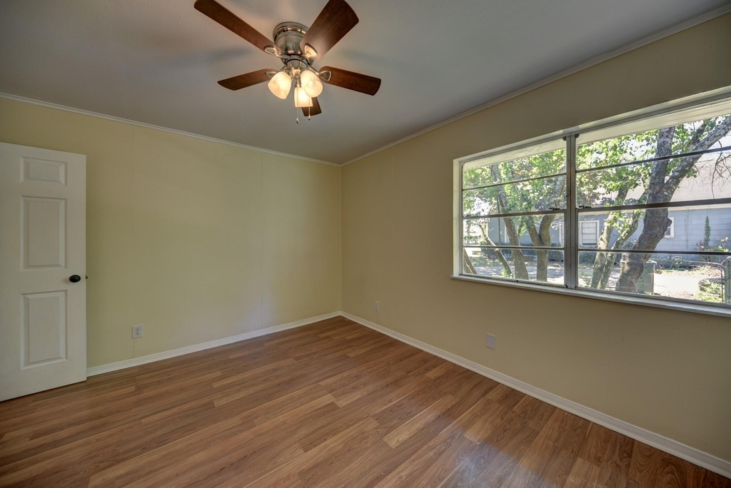 415 Silliman Street - Photo 33