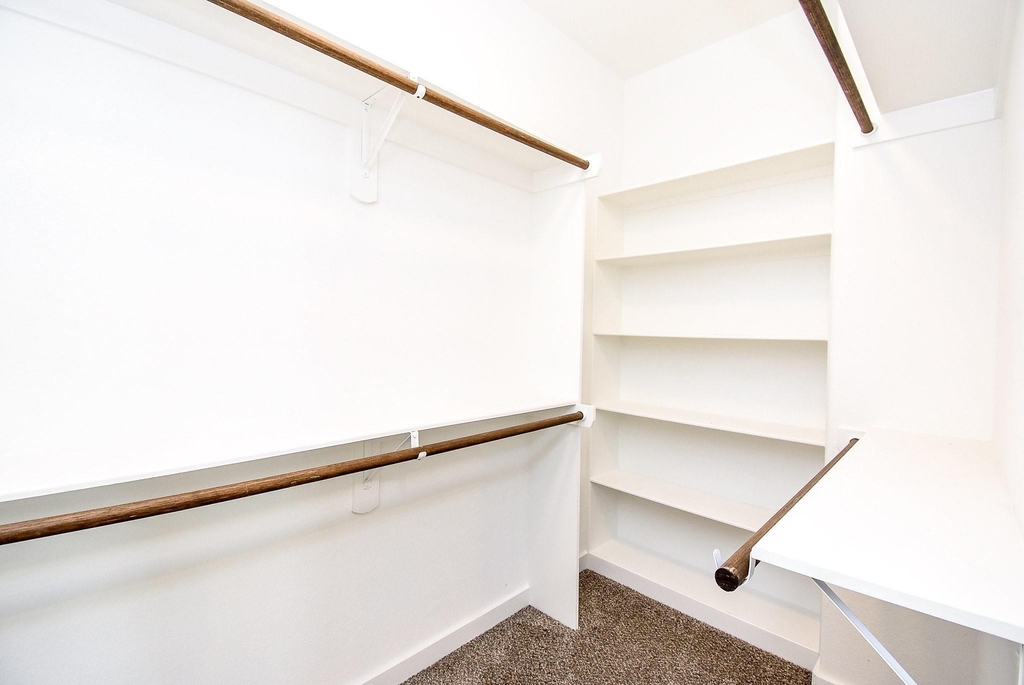 6828 Liverpool Street - Photo 28