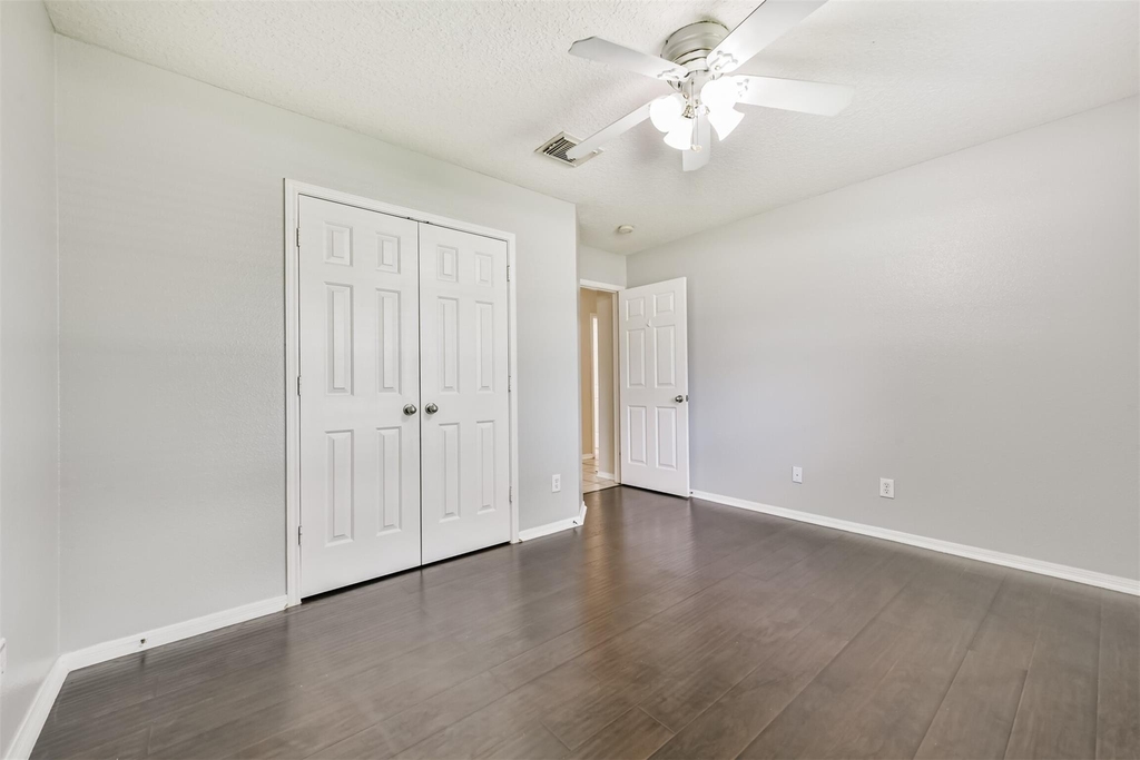 2401 Woody Road - Photo 23