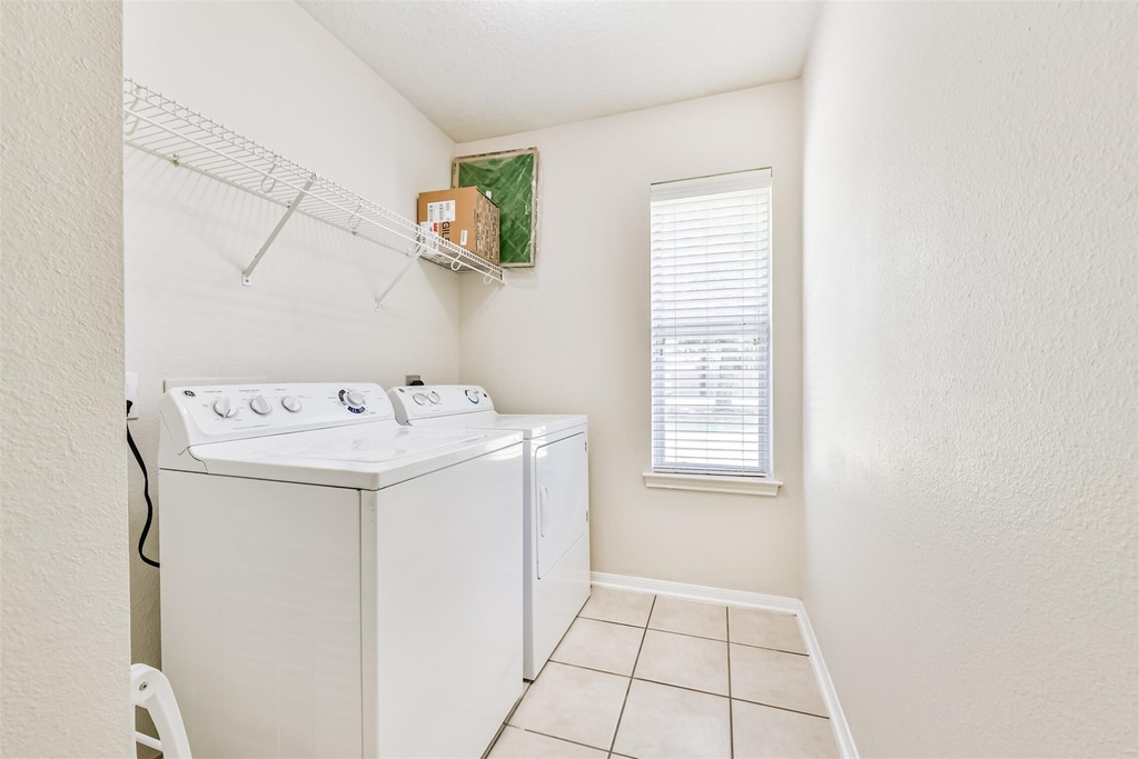 2401 Woody Road - Photo 25
