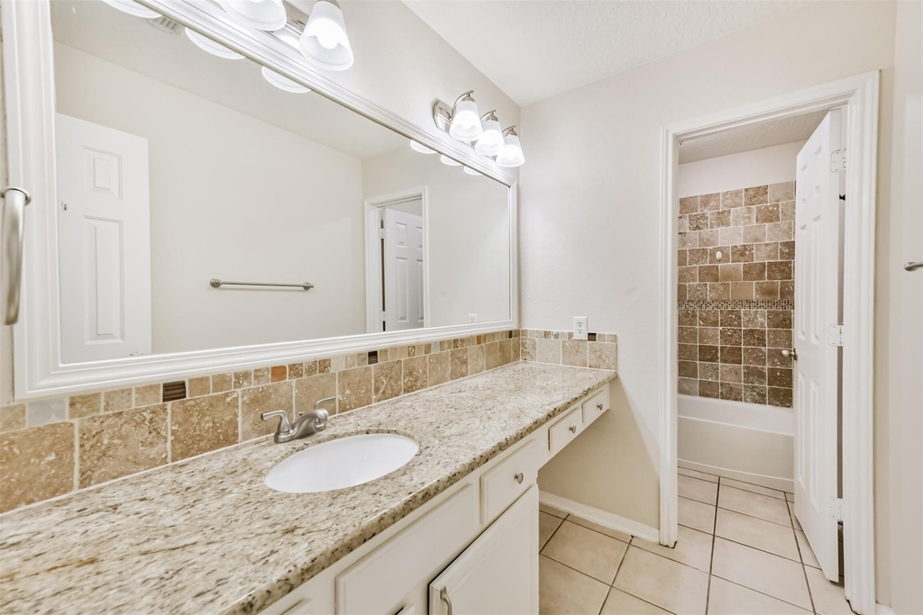 2401 Woody Road - Photo 24
