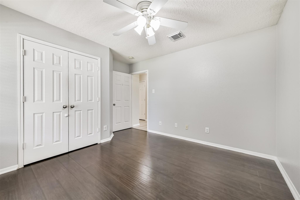 2401 Woody Road - Photo 21