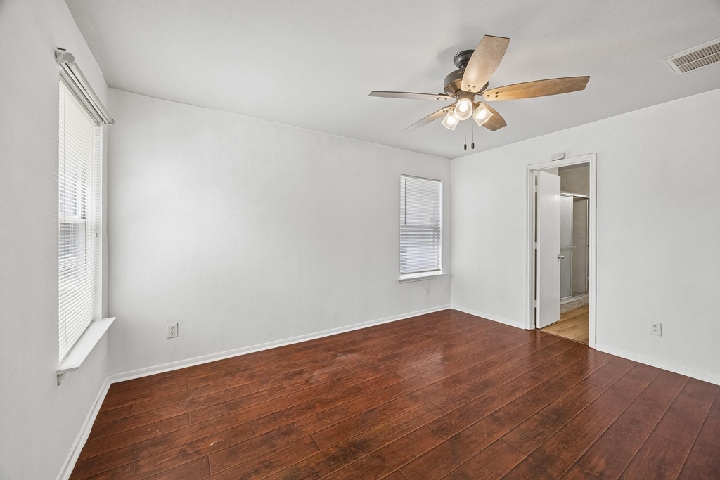 19007 Remington Park Dr - Photo 9