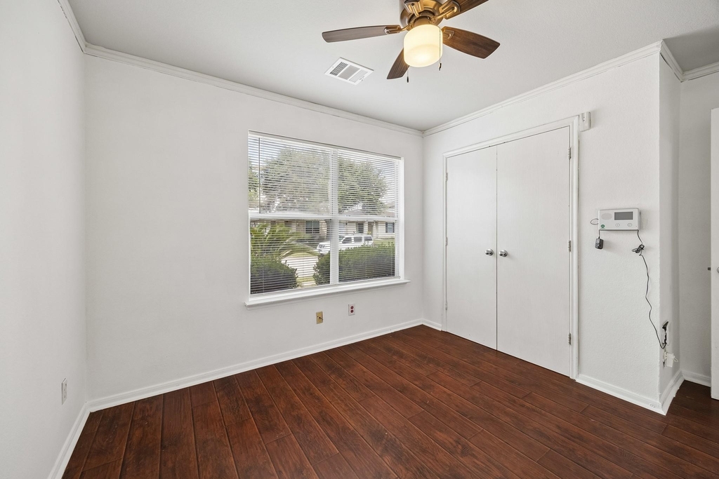 19007 Remington Park Dr - Photo 12