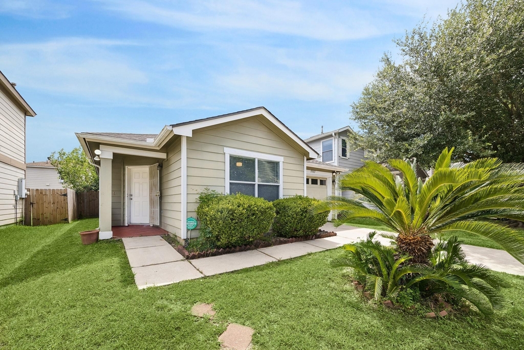 19007 Remington Park Dr - Photo 5