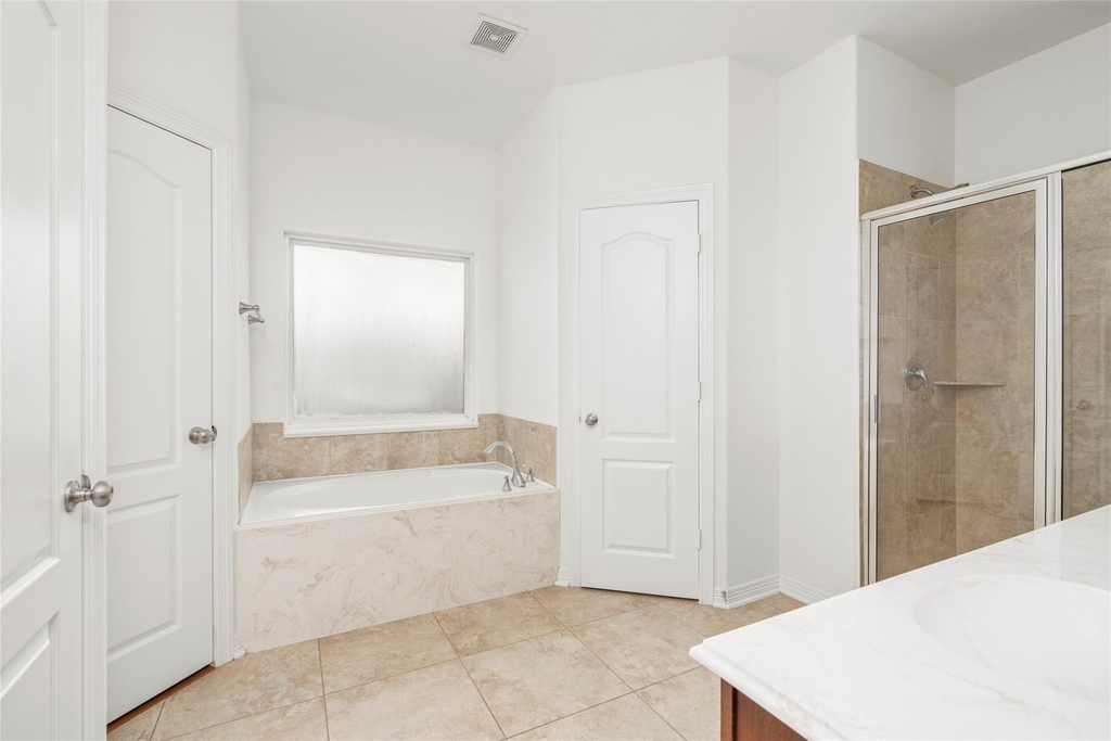 1613 Saulnier Street - Photo 19