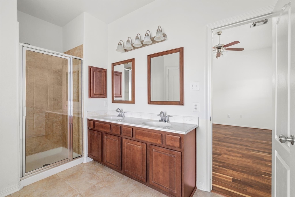 1613 Saulnier Street - Photo 18