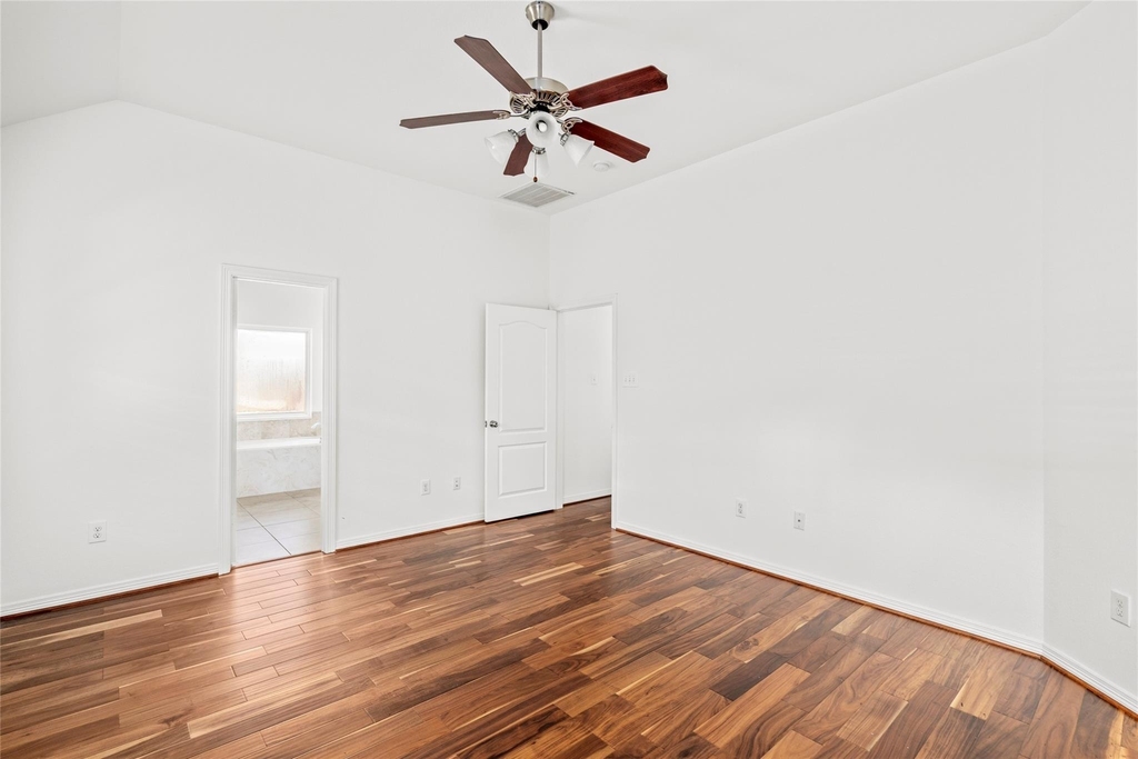 1613 Saulnier Street - Photo 17