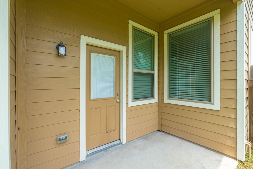 28104 Rocky Heights Drive - Photo 32
