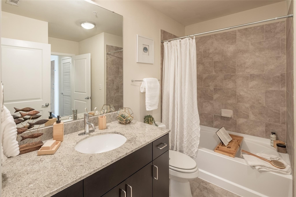 5927 Almeda Rd - Photo 3