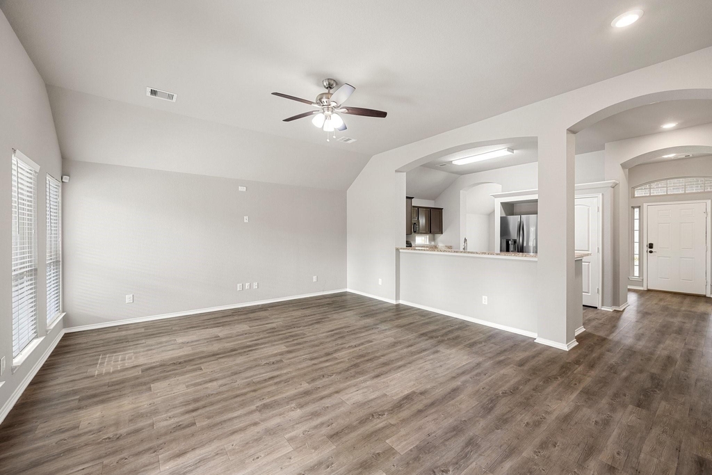 1945 Briar Grove Drive - Photo 5