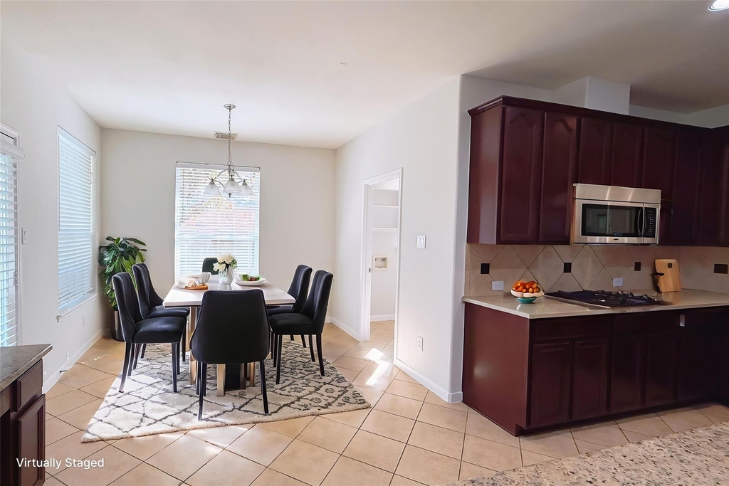 8610 Rising Oak Lane - Photo 3