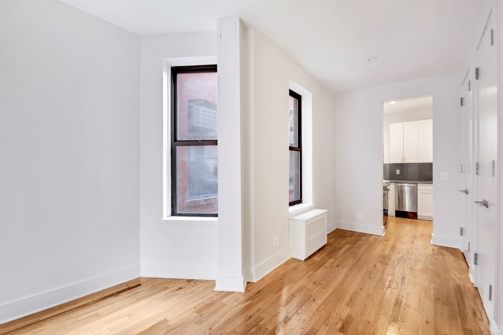 358 West 45th Street #4D - Photo 1