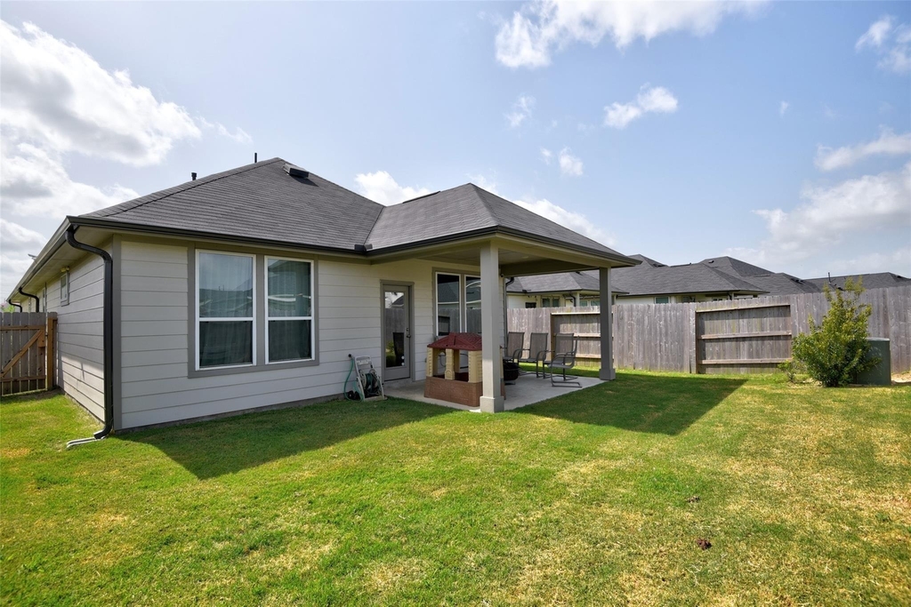 7215 Clearwater Cove Drive - Photo 16