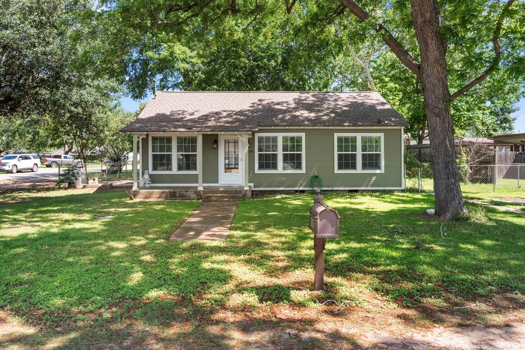 1036 Jackson Street - Photo 0