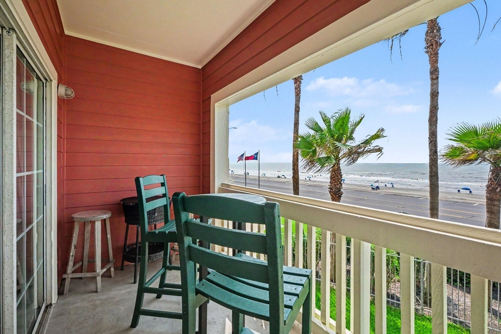7000 Seawall Boulevard - Photo 17