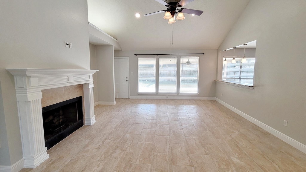5227 Clarkston Lane - Photo 3