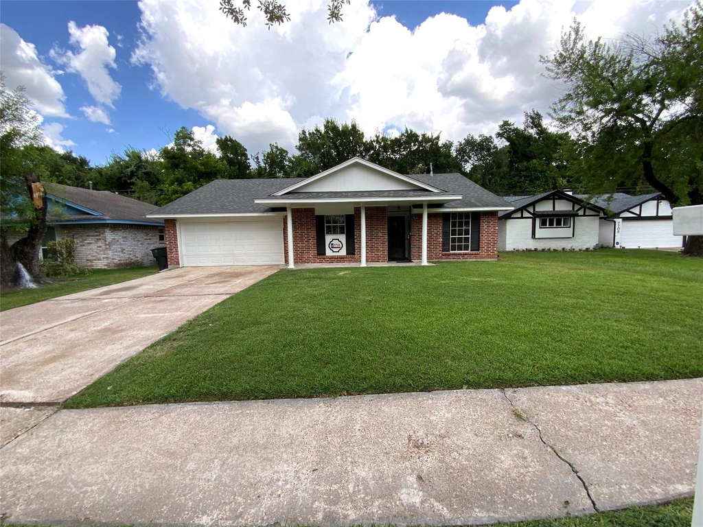 7710 Ashmole Lane - Photo 0