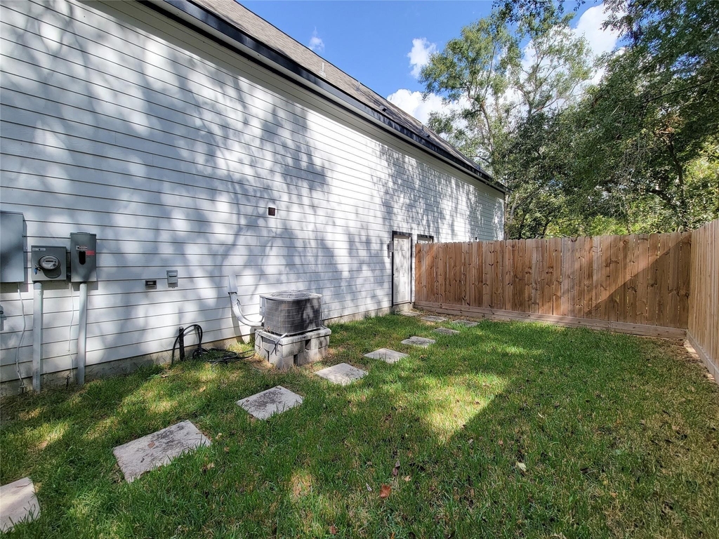 7202 Sandle Street - Photo 18