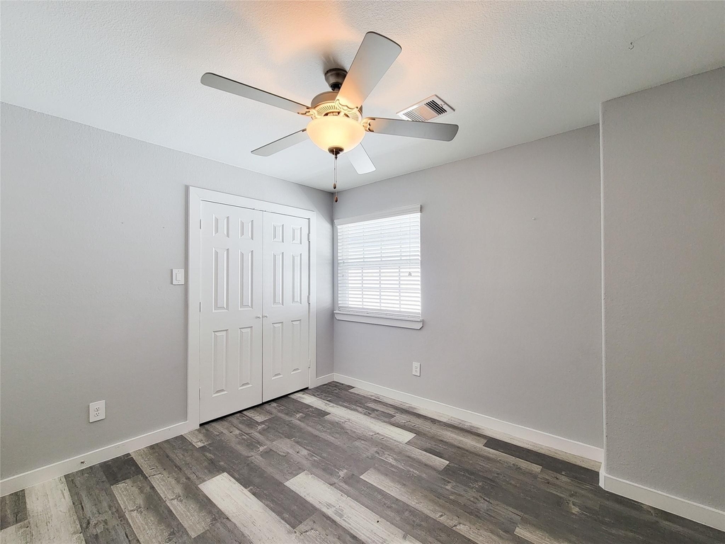 7202 Sandle Street - Photo 8
