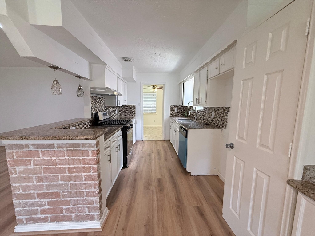 12214 Corona Lane - Photo 29