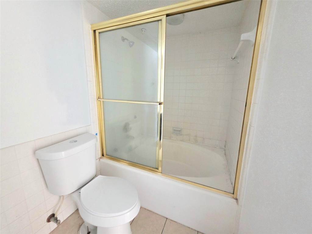 2826 S Bartell Drive - Photo 15