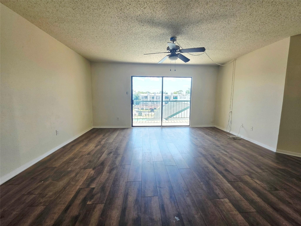 2826 S Bartell Drive - Photo 5