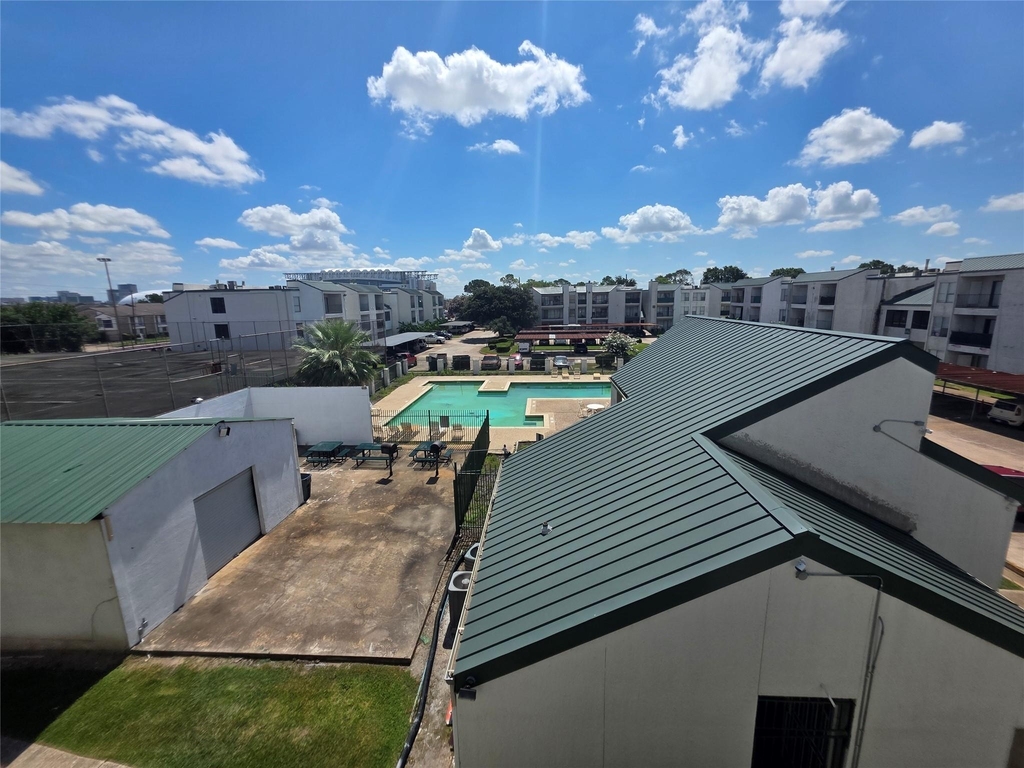 2826 S Bartell Drive - Photo 3