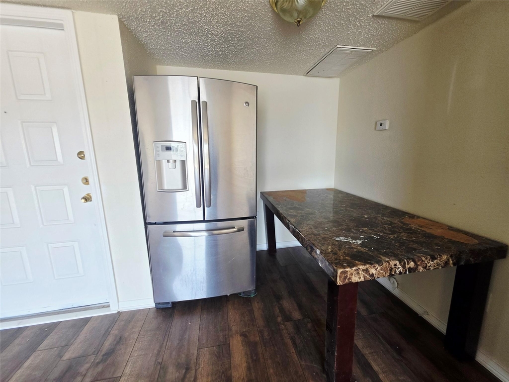 2826 S Bartell Drive - Photo 10