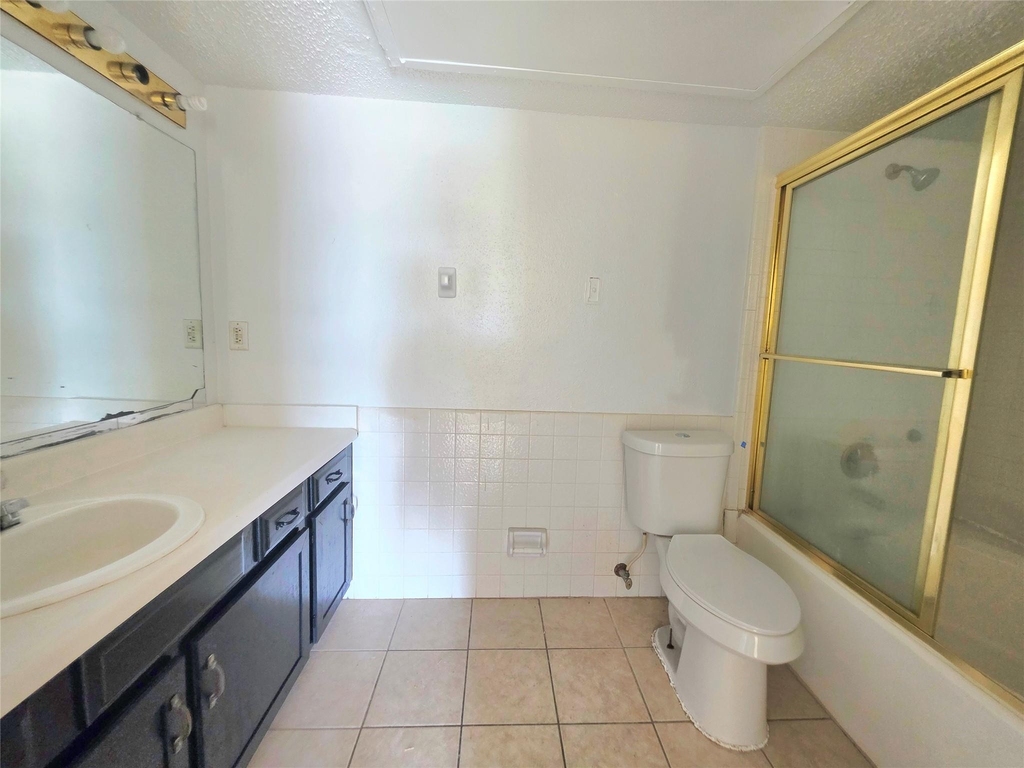 2826 S Bartell Drive - Photo 13