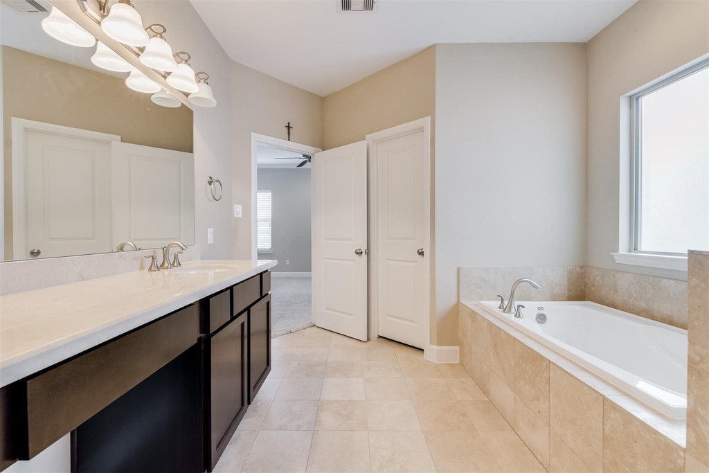 5807 Larkin Street - Photo 22