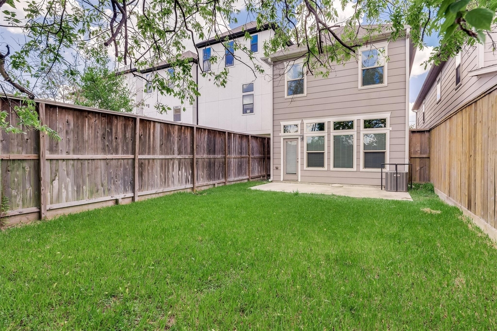 5807 Larkin Street - Photo 15