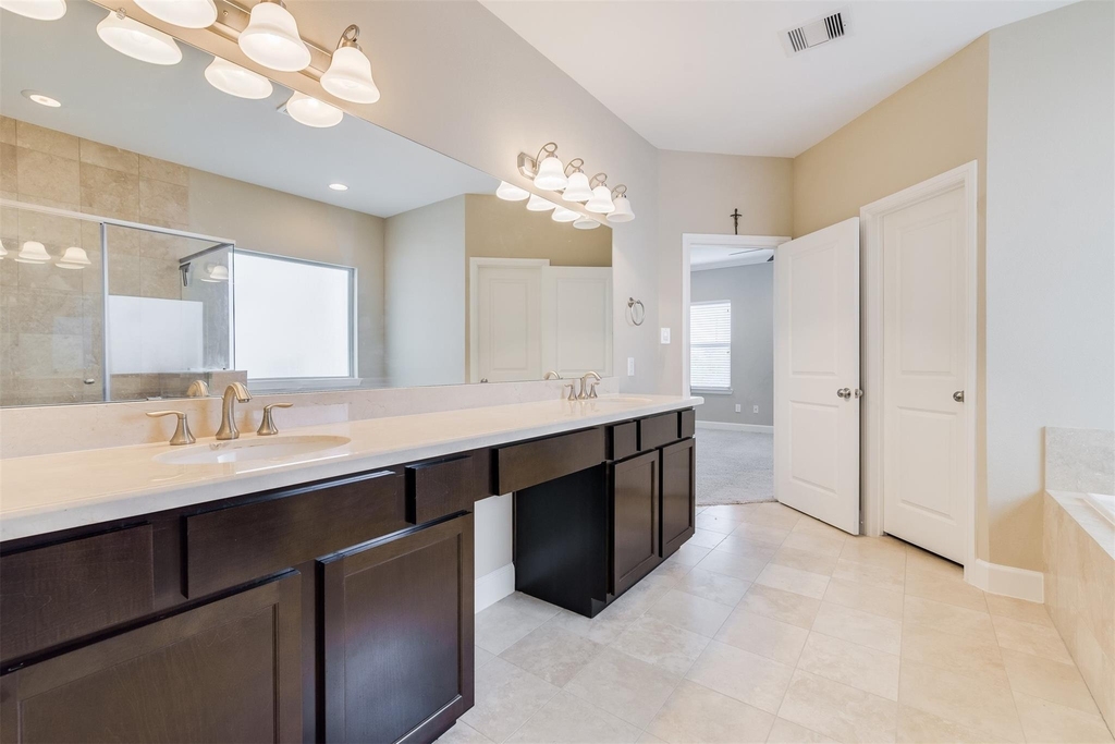 5807 Larkin Street - Photo 23