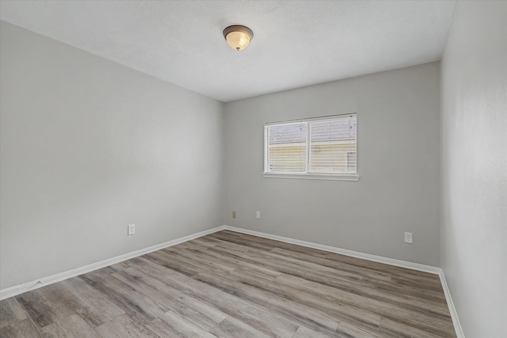 19206 Terra Forest Court - Photo 22