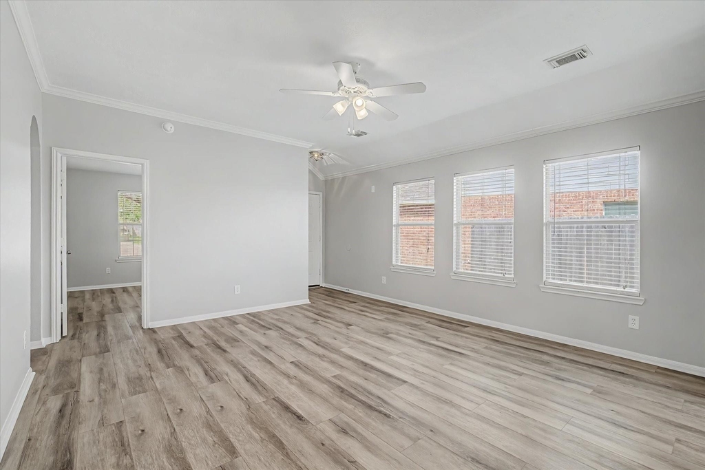 19206 Terra Forest Court - Photo 5