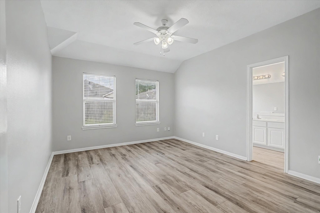 19206 Terra Forest Court - Photo 12