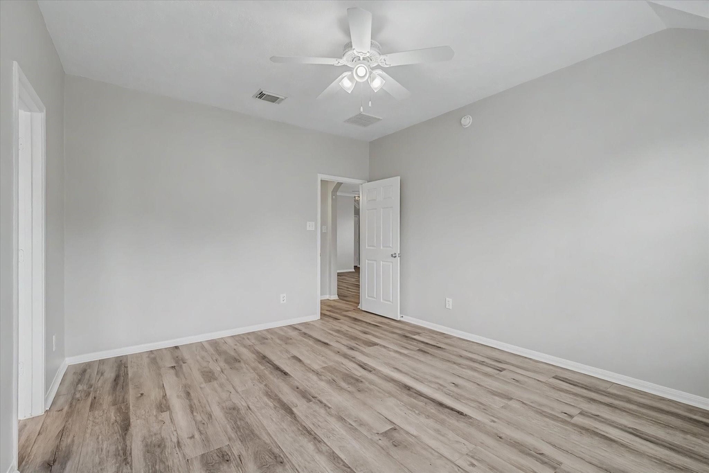 19206 Terra Forest Court - Photo 14