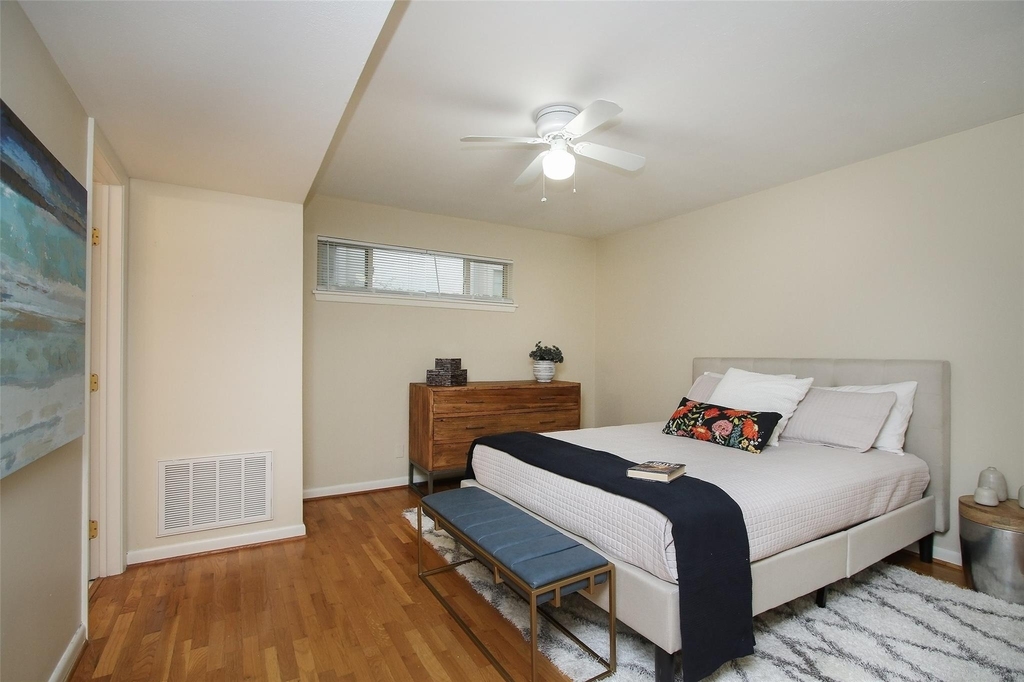 2212 Morse - Photo 14