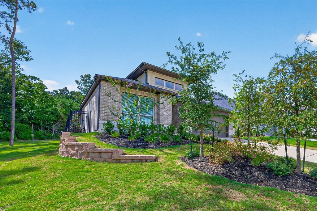 232 W Netleaf Court - Photo 1