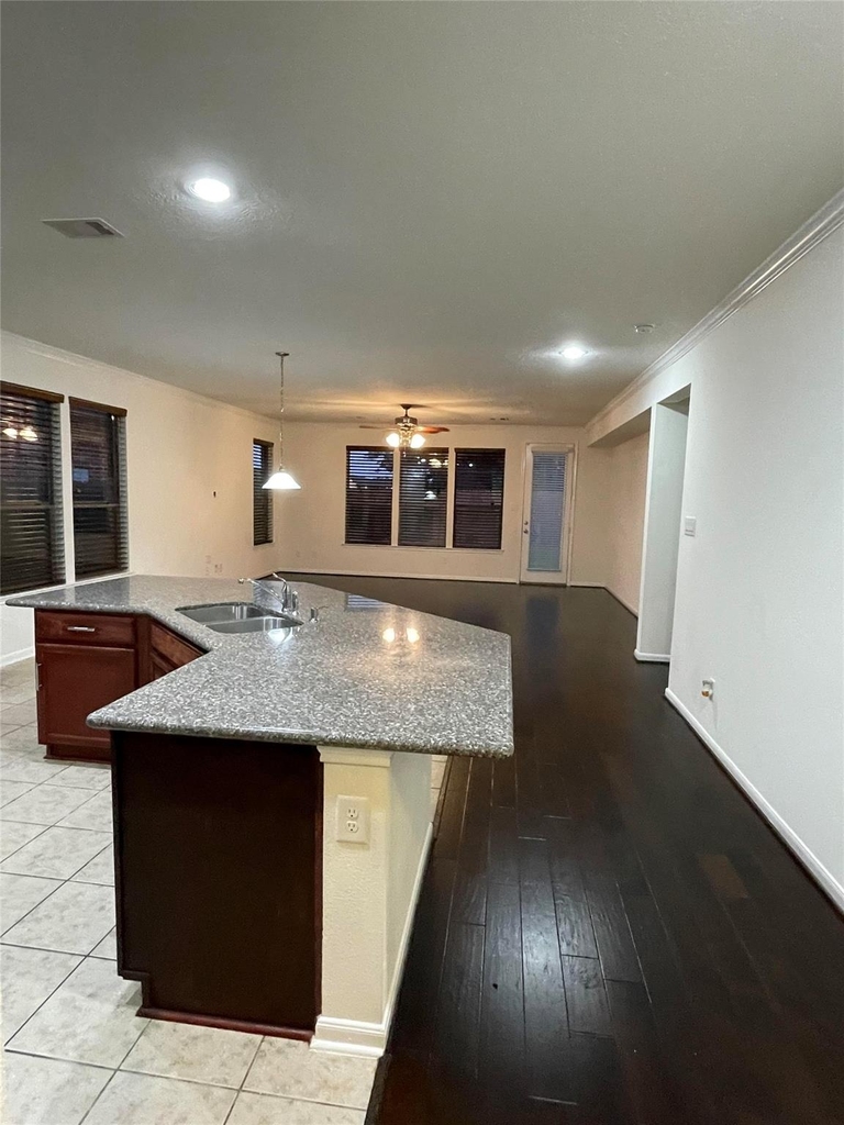 16511 Winthrop Bend Drive - Photo 4