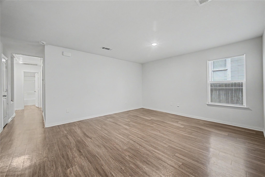 5409 Nielan Street - Photo 6