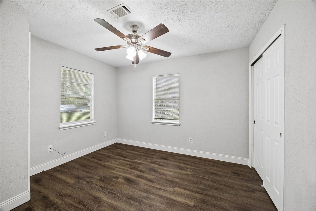 21197 Live Oak Street - Photo 4