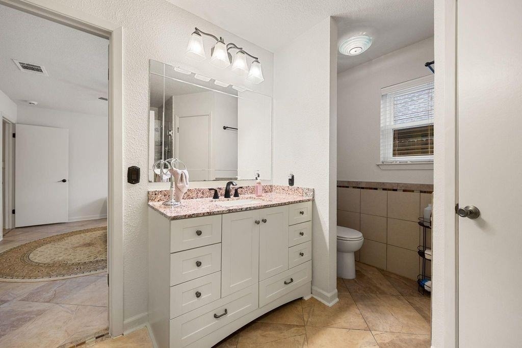2306 Townhall Lane - Photo 4